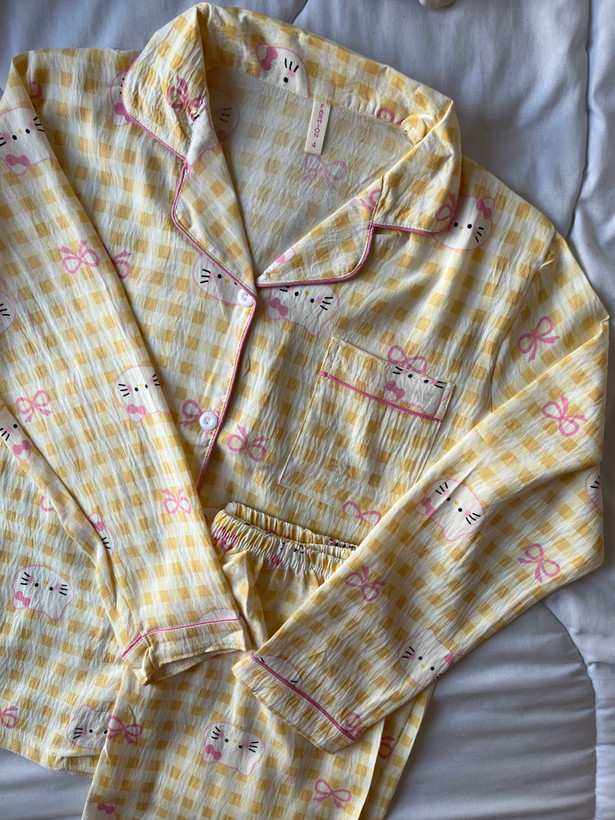 لباس راحتیhello kitty 💛